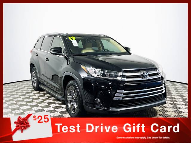 2019 Toyota Highlander Limited Platinum FWD photo