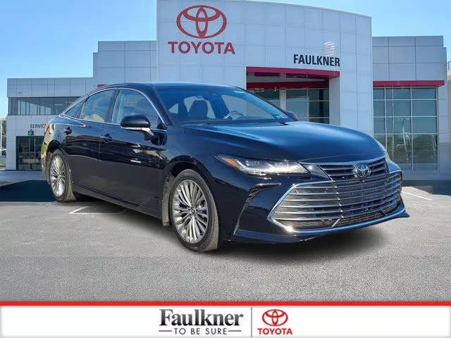 2019 Toyota Avalon Limited FWD photo