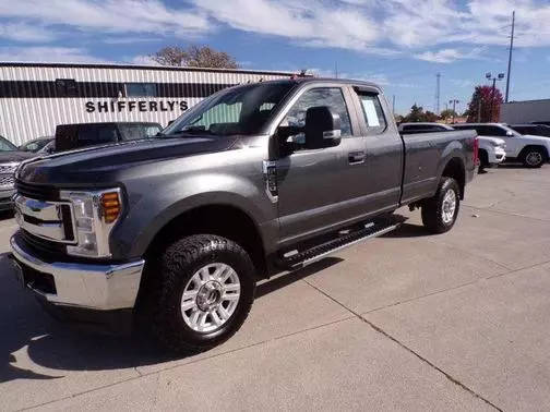 2019 Ford F-250 Super Duty XL 4WD photo