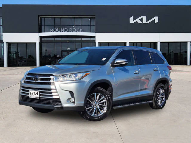 2019 Toyota Highlander XLE FWD photo
