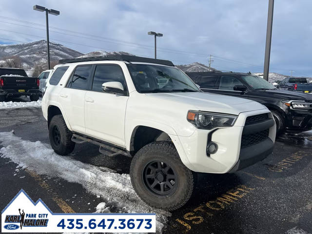 2019 Toyota 4Runner SR5 Premium 4WD photo