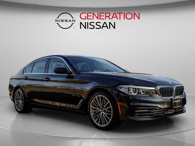 2019 BMW 5 Series 530e iPerformance RWD photo