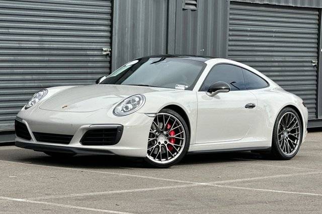 2019 Porsche 911 Carrera 4S AWD photo