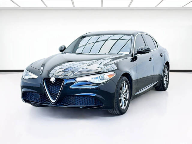 2019 Alfa Romeo Giulia  AWD photo