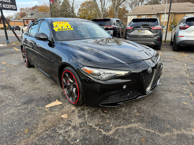 2019 Alfa Romeo Giulia Ti RWD photo