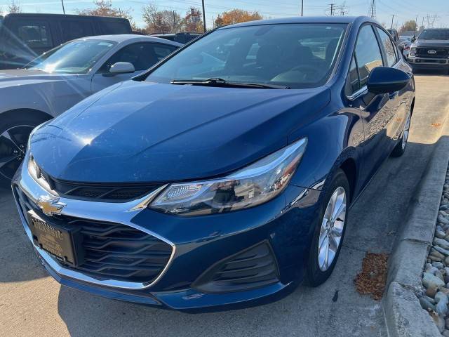 2019 Chevrolet Cruze LT FWD photo