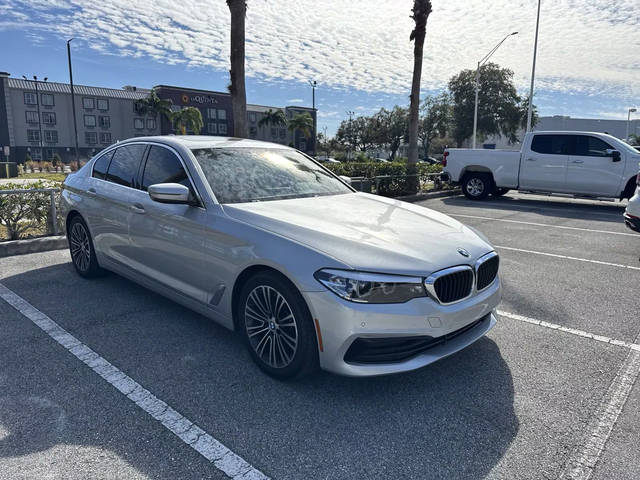 2019 BMW 5 Series 530i RWD photo