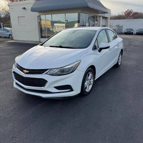 2016 Chevrolet Cruze LT FWD photo
