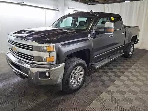 2019 Chevrolet Silverado 2500HD LTZ 4WD photo