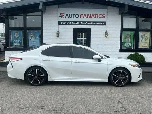 2019 Toyota Camry XSE FWD photo