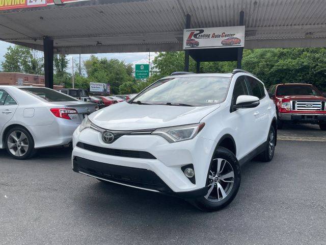 2018 Toyota RAV4 XLE AWD photo