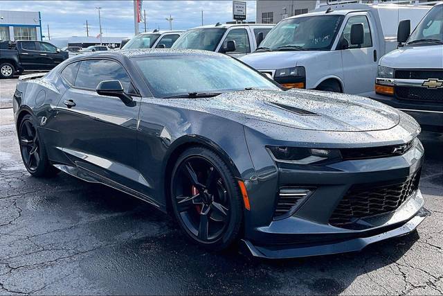 2018 Chevrolet Camaro 1SS RWD photo