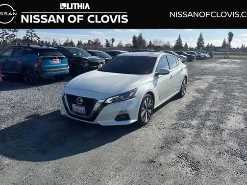 2019 Nissan Altima 2.5 SV FWD photo