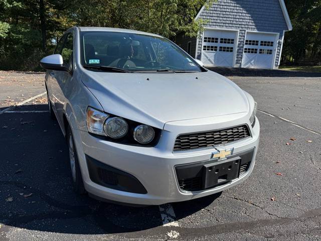 2015 Chevrolet Sonic LT FWD photo