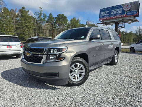 2018 Chevrolet Suburban LT 4WD photo