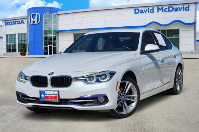 2018 BMW 3 Series 330i RWD photo