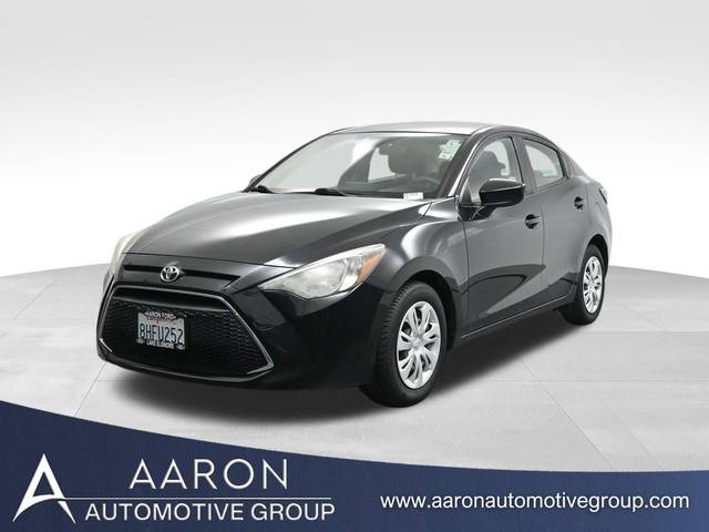 2019 Toyota Yaris L FWD photo