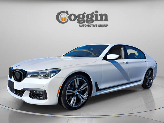 2019 BMW 7 Series 750i RWD photo