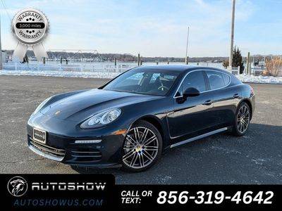 2015 Porsche Panamera 4S AWD photo