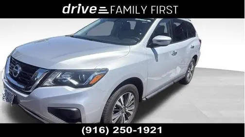2019 Nissan Pathfinder S FWD photo
