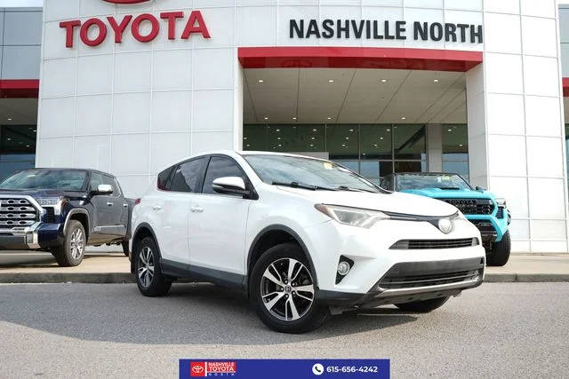 2018 Toyota RAV4 XLE FWD photo