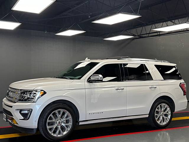 2018 Ford Expedition Platinum 4WD photo