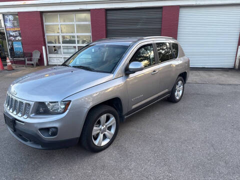 2016 Jeep Compass Latitude FWD photo