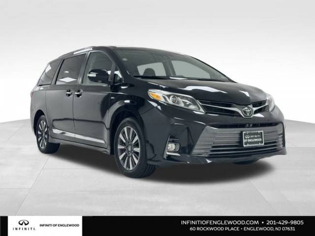 2019 Toyota Sienna Limited Premium AWD photo