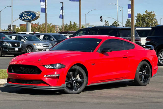 2019 Ford Mustang GT RWD photo