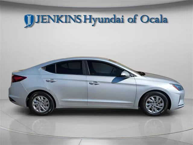 2019 Hyundai Elantra SE FWD photo