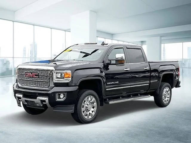 2019 GMC Sierra 2500HD Denali 4WD photo