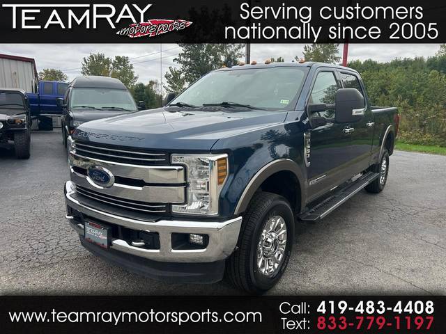 2019 Ford F-350 Super Duty LARIAT 4WD photo