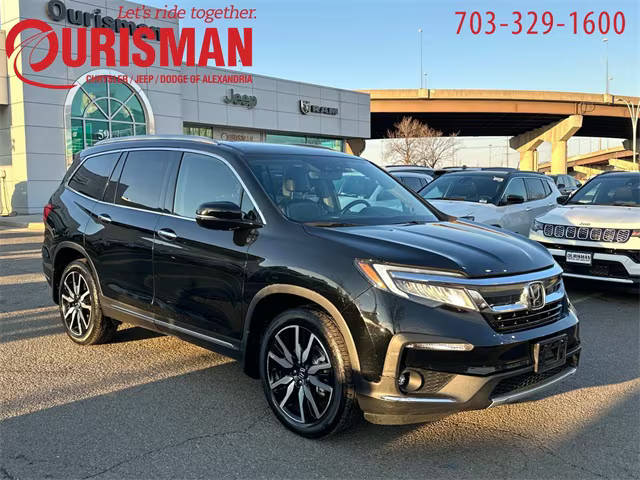 2019 Honda Pilot Touring 8-Passenger AWD photo
