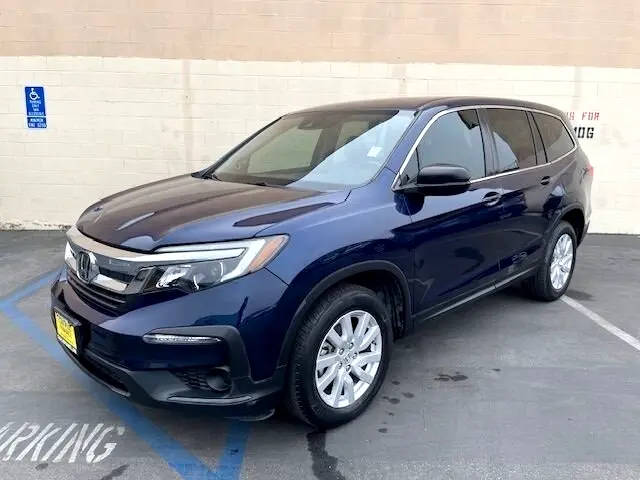 2019 Honda Pilot LX FWD photo