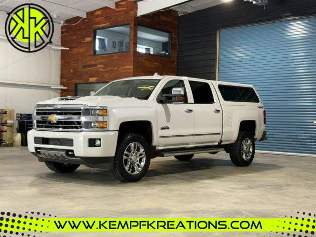 2019 Chevrolet Silverado 2500HD High Country 4WD photo