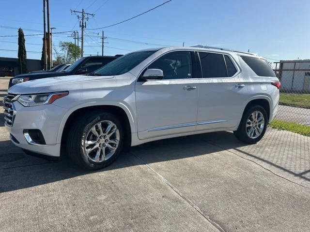 2019 Chevrolet Traverse High Country AWD photo