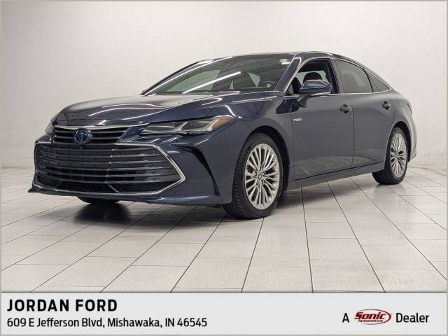 2019 Toyota Avalon Hybrid Limited FWD photo