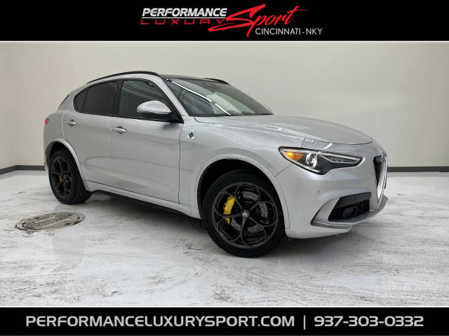 2019 Alfa Romeo Stelvio Quadrifoglio AWD photo