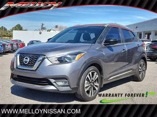 2018 Nissan Kicks SR FWD photo