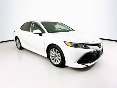 2019 Toyota Camry LE FWD photo