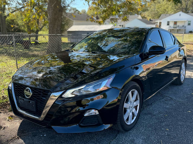 2019 Nissan Altima 2.5 SR FWD photo