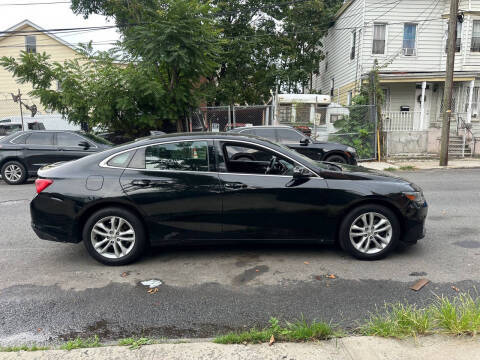 2018 Chevrolet Malibu LT FWD photo