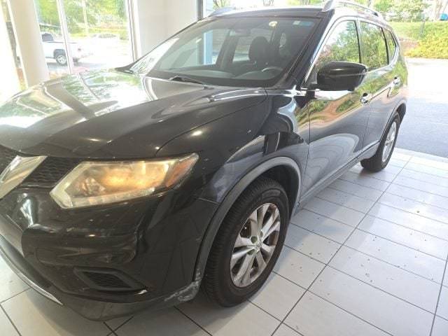 2016 Nissan Rogue SV AWD photo