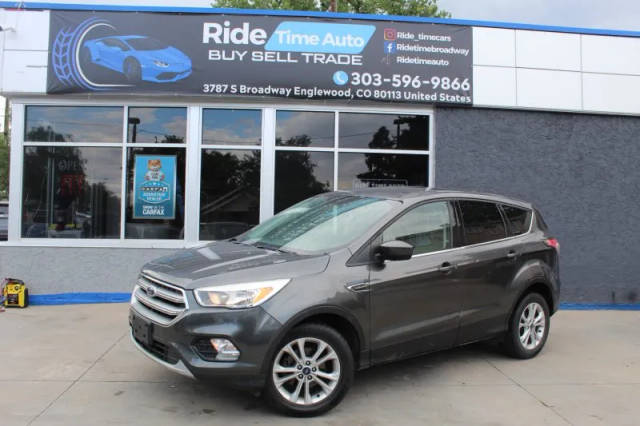 2017 Ford Escape SE FWD photo