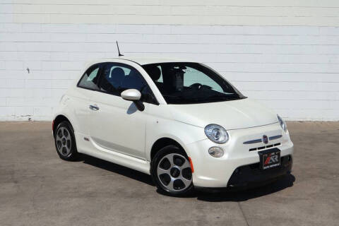 2016 FIAT 500e FWD photo