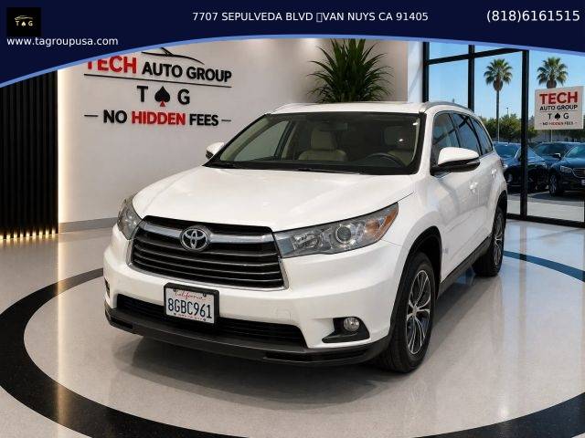 2015 Toyota Highlander XLE FWD photo