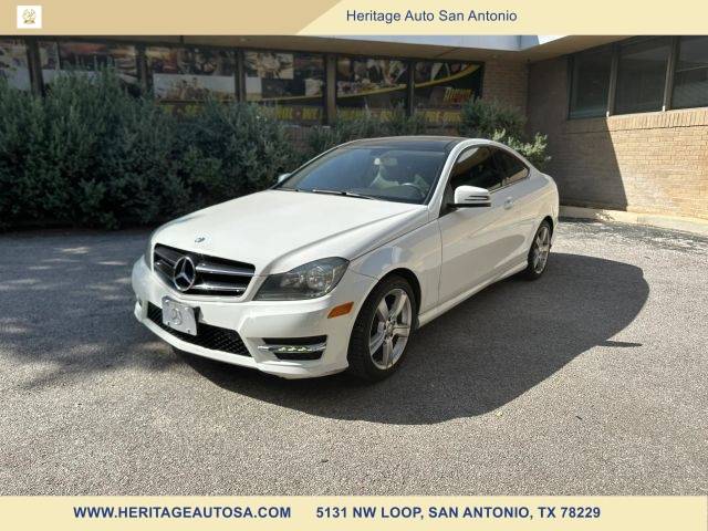 2015 Mercedes-Benz C-Class C 250 RWD photo