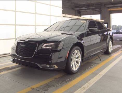 2016 Chrysler 300 Limited RWD photo