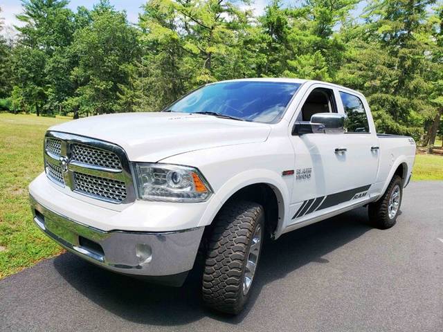 2016 Ram 1500 Laramie 4WD photo