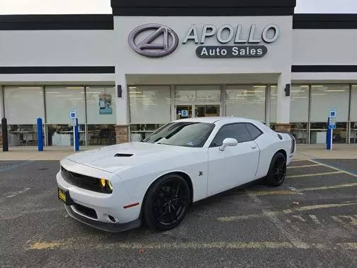 2018 Dodge Challenger R/T Scat Pack RWD photo